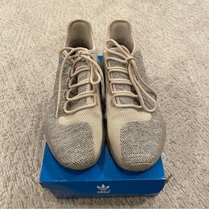 Adidas Viral Sneaker